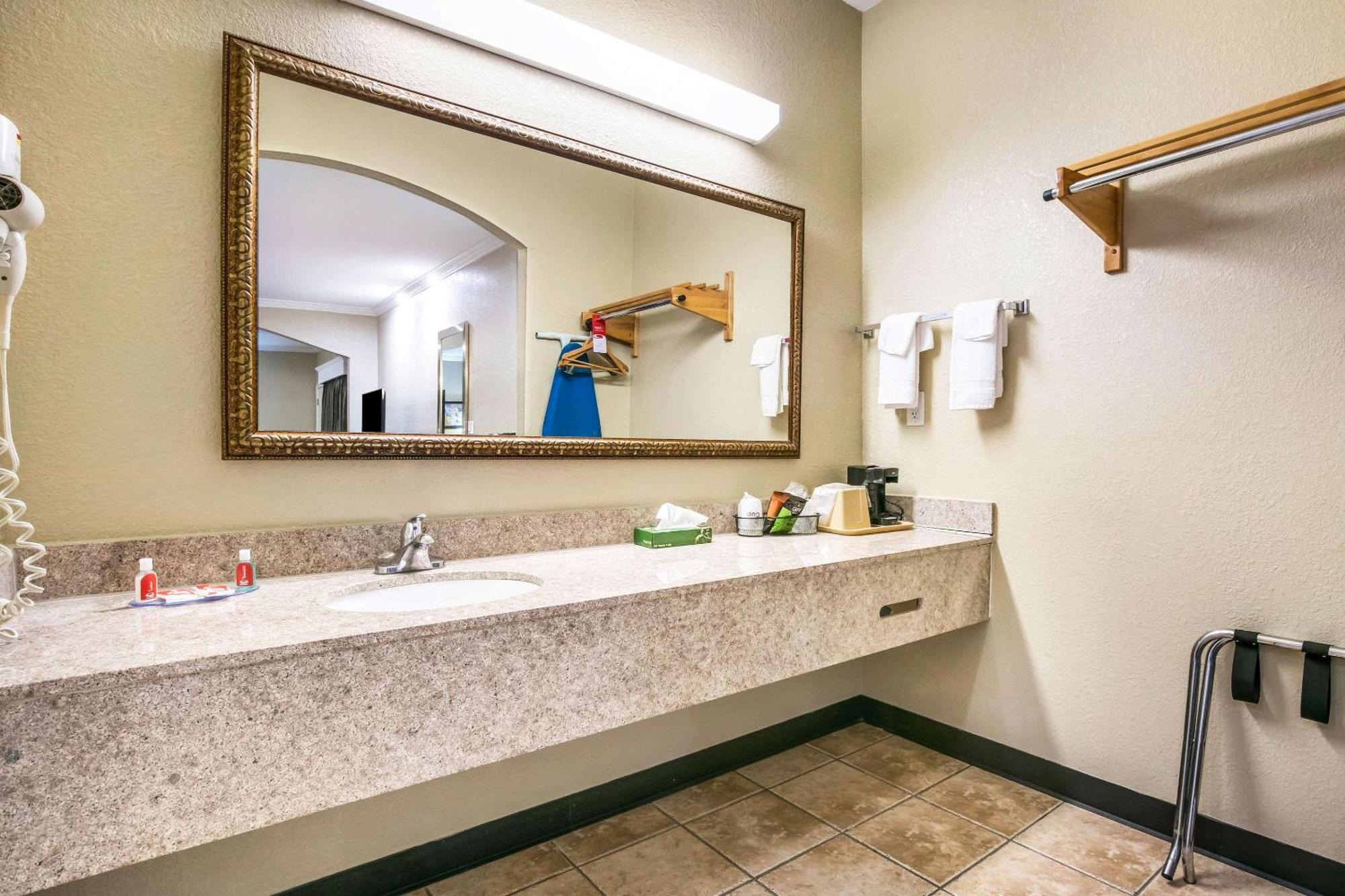 Econo Lodge Inn & Suites Horn Lake Exteriér fotografie